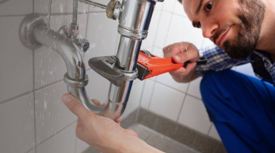 Professional same day plumber services in Castleton, VA